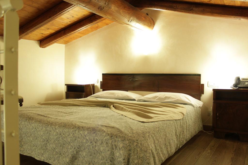 Agriturismo Villa Bissiniga ซาโล ภายนอก รูปภาพ