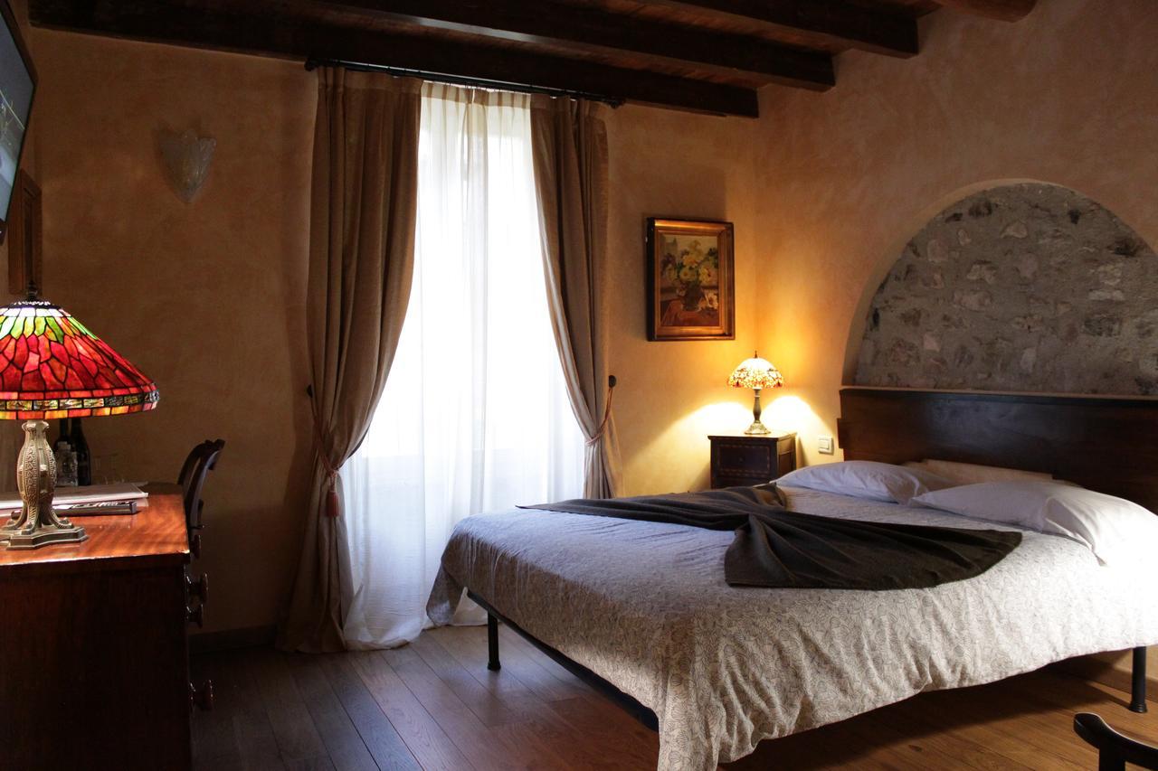 Agriturismo Villa Bissiniga ซาโล ภายนอก รูปภาพ