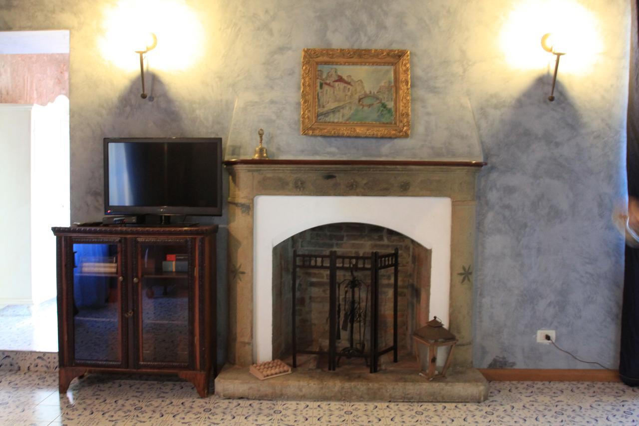 Agriturismo Villa Bissiniga ซาโล ภายนอก รูปภาพ